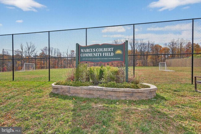 Building Photo - 1023 Flester Ln