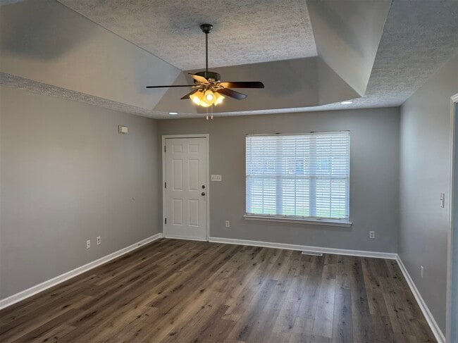 Building Photo - 360 Cedar Hollow Dr