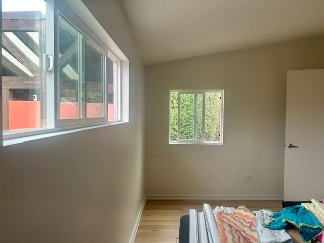 windows in bedroom - 1311 Marine St