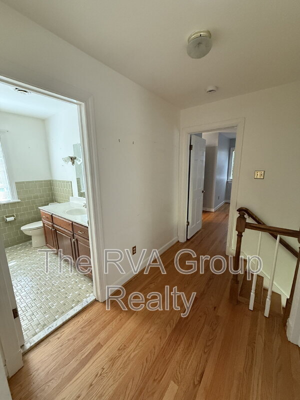 Building Photo - 10075 Aragon Dr