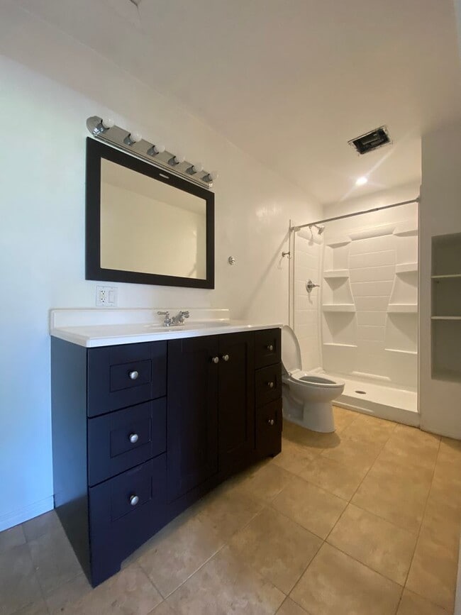 Building Photo - Charming Home in Covina