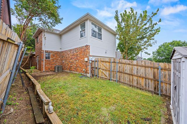 Building Photo - 553 Valley View Dr