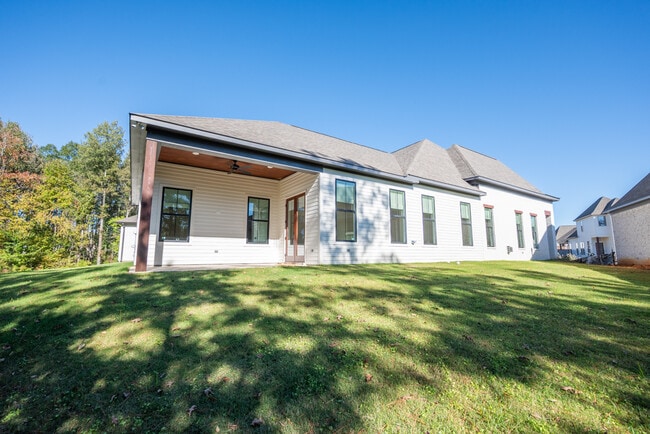 Building Photo - 55 Greystone Ct