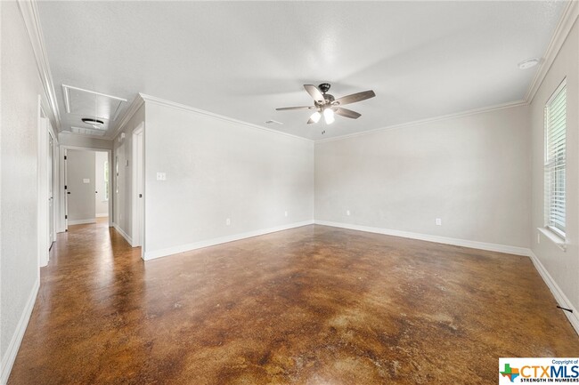 Building Photo - 2807 Terrace Dr