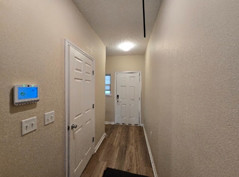 Building Photo - 7804 Merchants Way