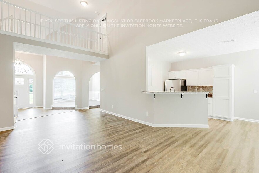 Building Photo - 4240 Autumn Lake Ct