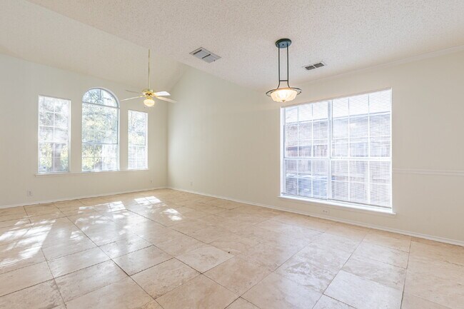 Building Photo - 14215 Spotted Cedar