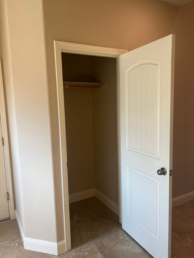 Building Photo - Charming Loma Vista Home