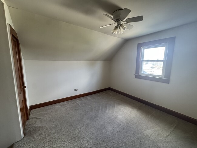 Building Photo - 2450 Sparta Rd