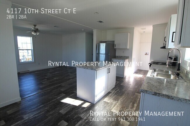 Building Photo - 4117 10th St Ct E