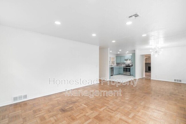 Building Photo - 9412 Britton Cir