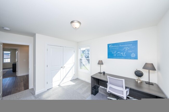 Building Photo - 1521 Knoll Ln