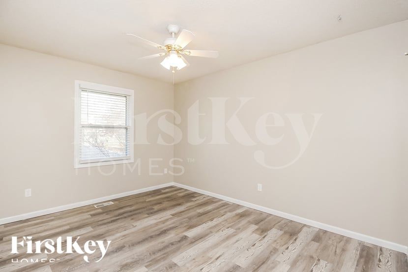 Building Photo - 1912 NW 62nd Terrace