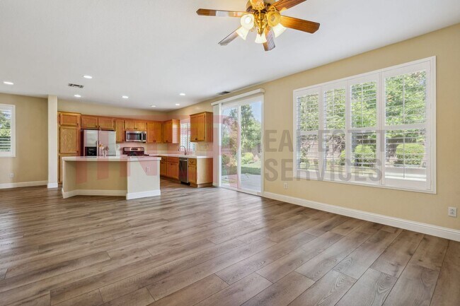 Building Photo - 9836 Tundra Swan Cir
