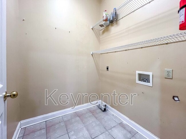 Building Photo - 112 Park Meade Dr