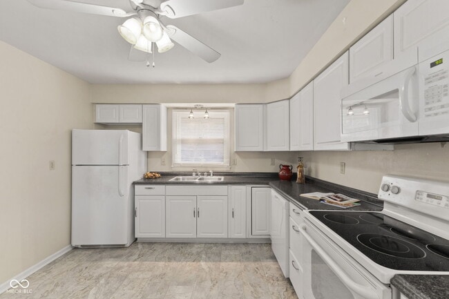 Building Photo - 296 Heritage Dr