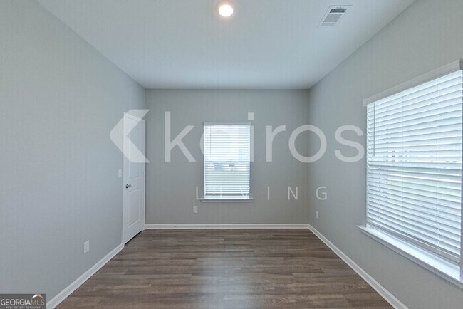 Building Photo - 6008 Argyle Loop