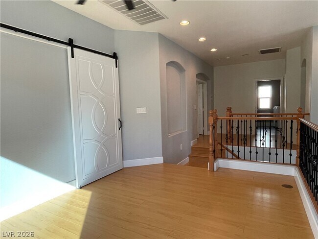 Building Photo - 4049 Bennett Mountain St