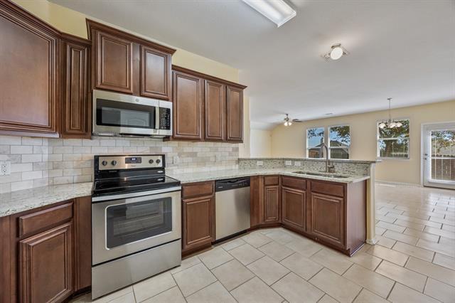 Building Photo - 2508 Pioneer Bluffs Rd