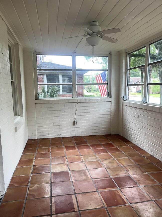 Building Photo - 2943 Forbes St