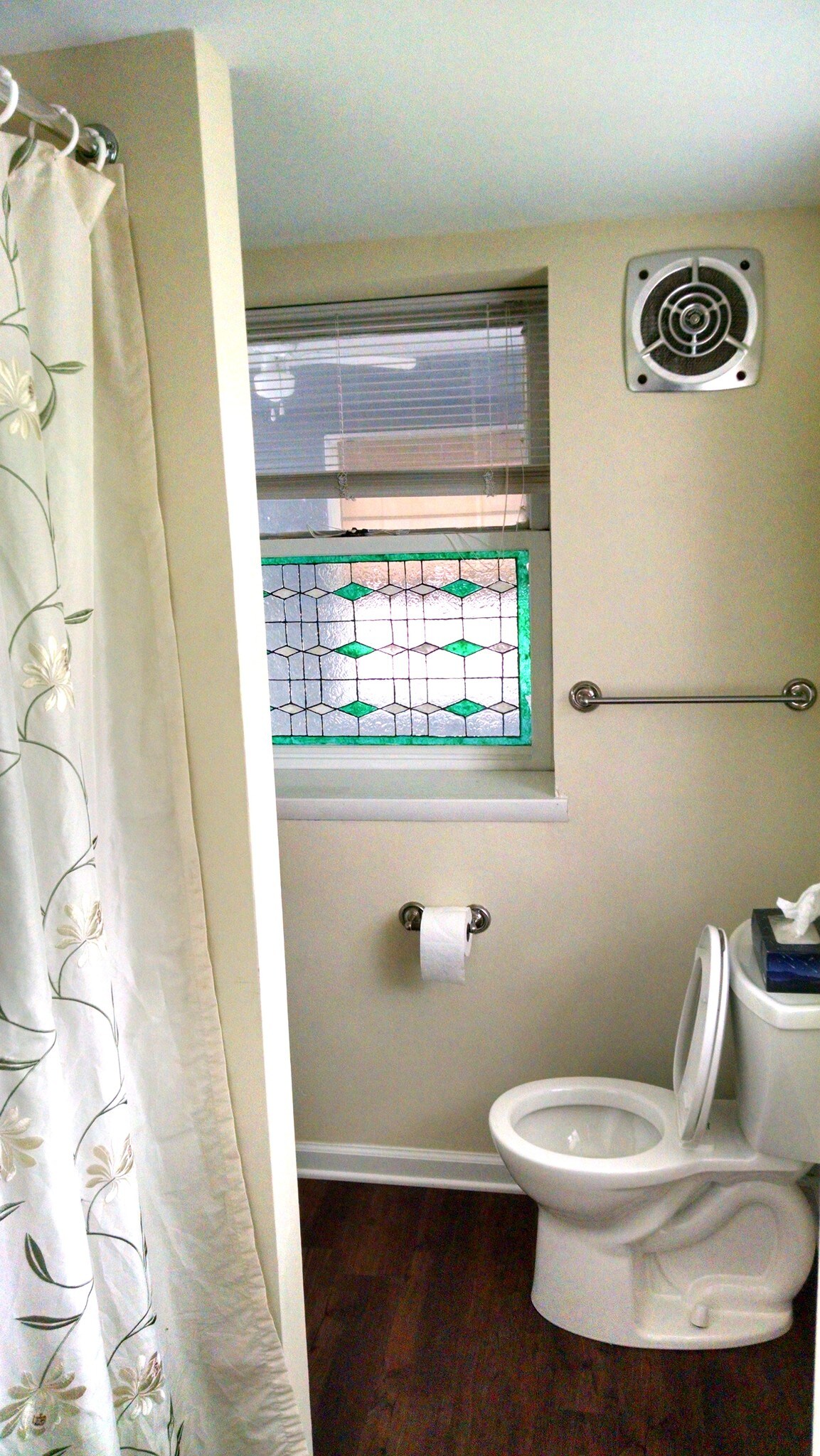 Building Photo - 21330 Old York Rd