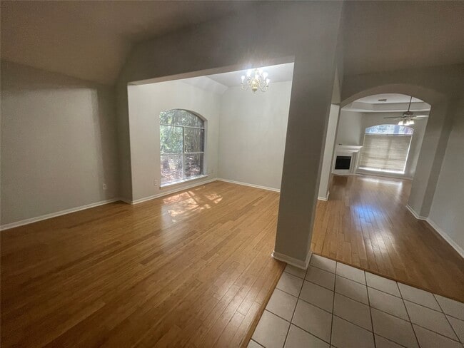 Building Photo - 35 Barn Lantern Pl