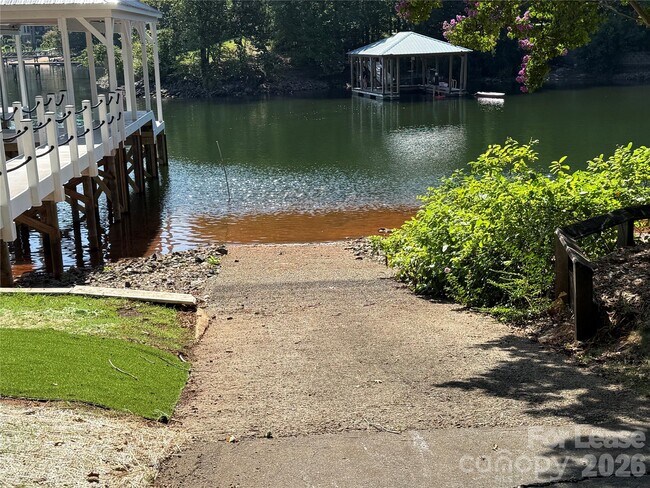 Building Photo - 16318 Stinson Cove Rd