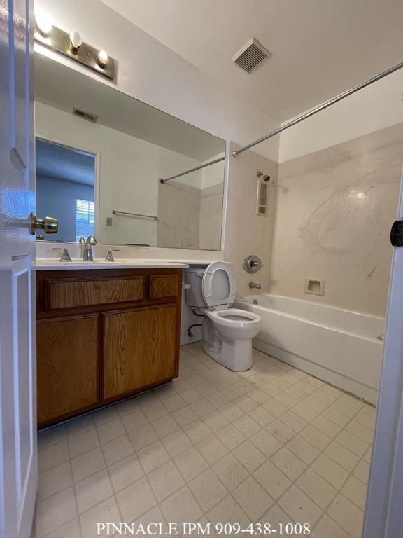 Building Photo - 745 Camino Real Ave #C