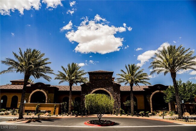 Building Photo - 2768 Liberation Dr