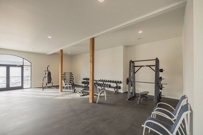 Building Photo - BRAND NEW LUXURY 3 BEDROOM 2.5 BATH TOWNHO...