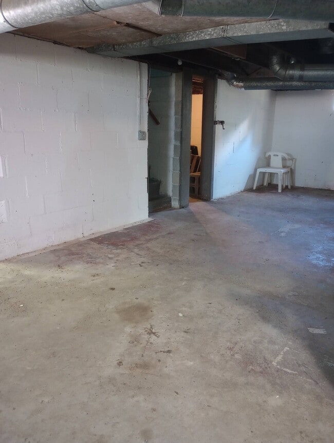 Building Photo - 3820 PA-257