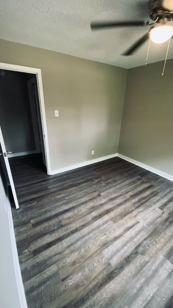 Building Photo - 305 Holliman St