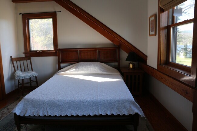 Building Photo - 104 Underwood Rd