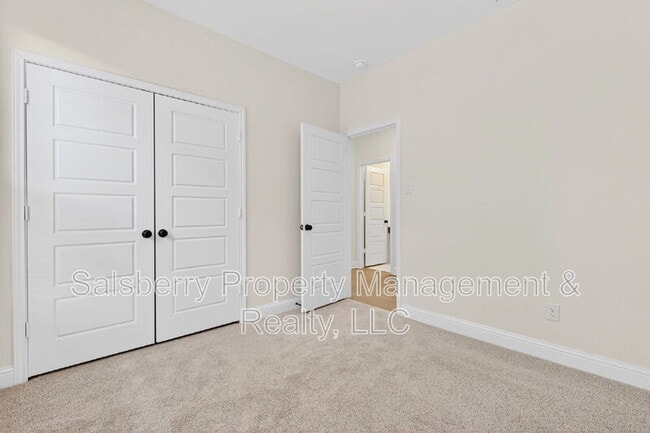 Building Photo - 125 Gallegos Dr