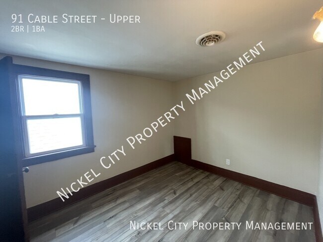 Building Photo - 91 Cable St