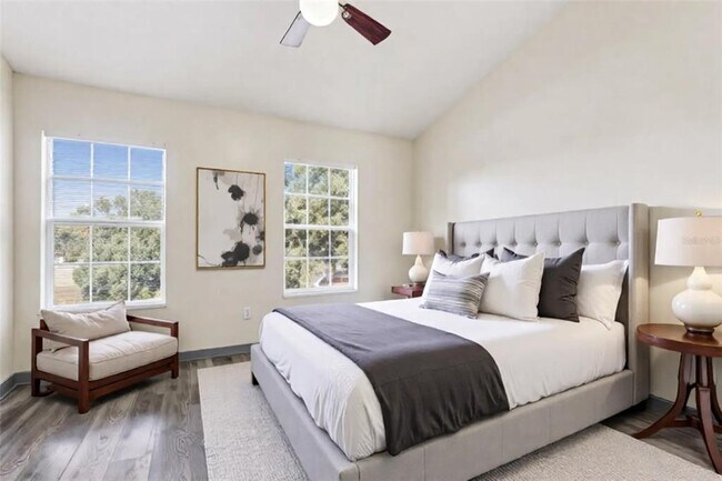 Building Photo - 6215 S Chickasaw Trail