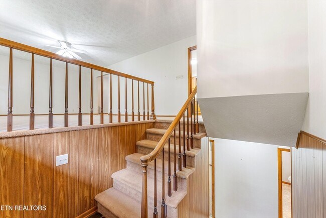 Building Photo - 9528 Gulf Park Dr