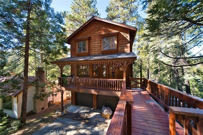 Building Photo - 31644 Christmas Tree Ln