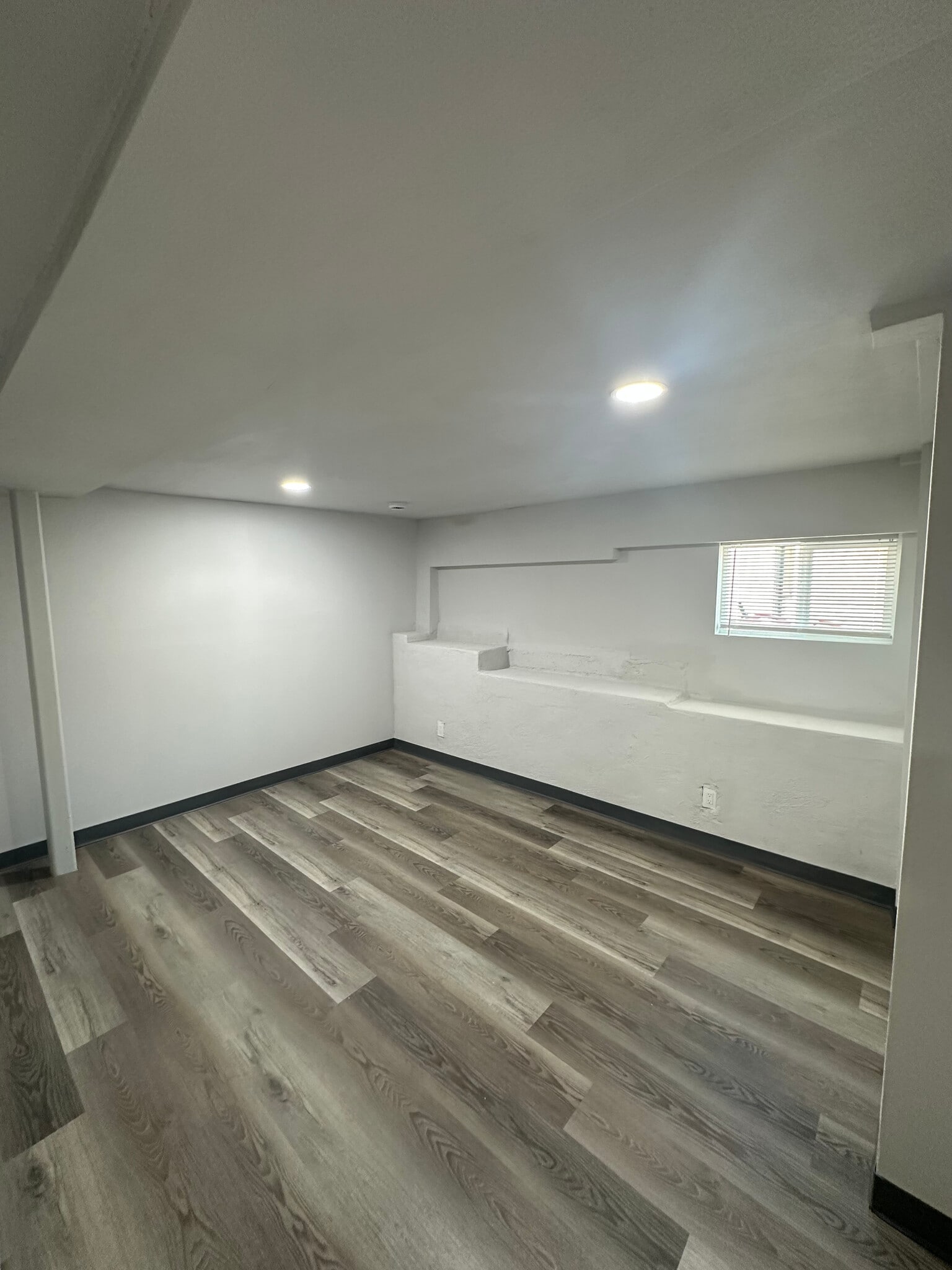 Building Photo - 2339 Van Ness Ave