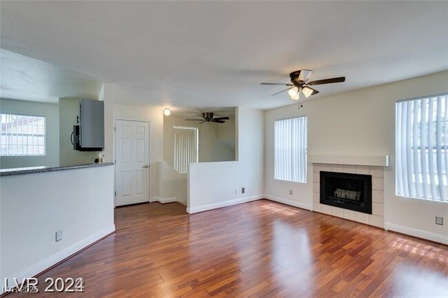 Building Photo - 2801 N Rainbow Blvd