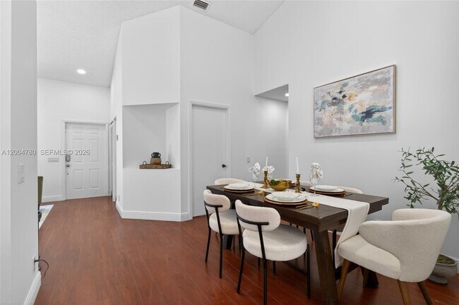 Building Photo - 875 Savannah Falls Dr