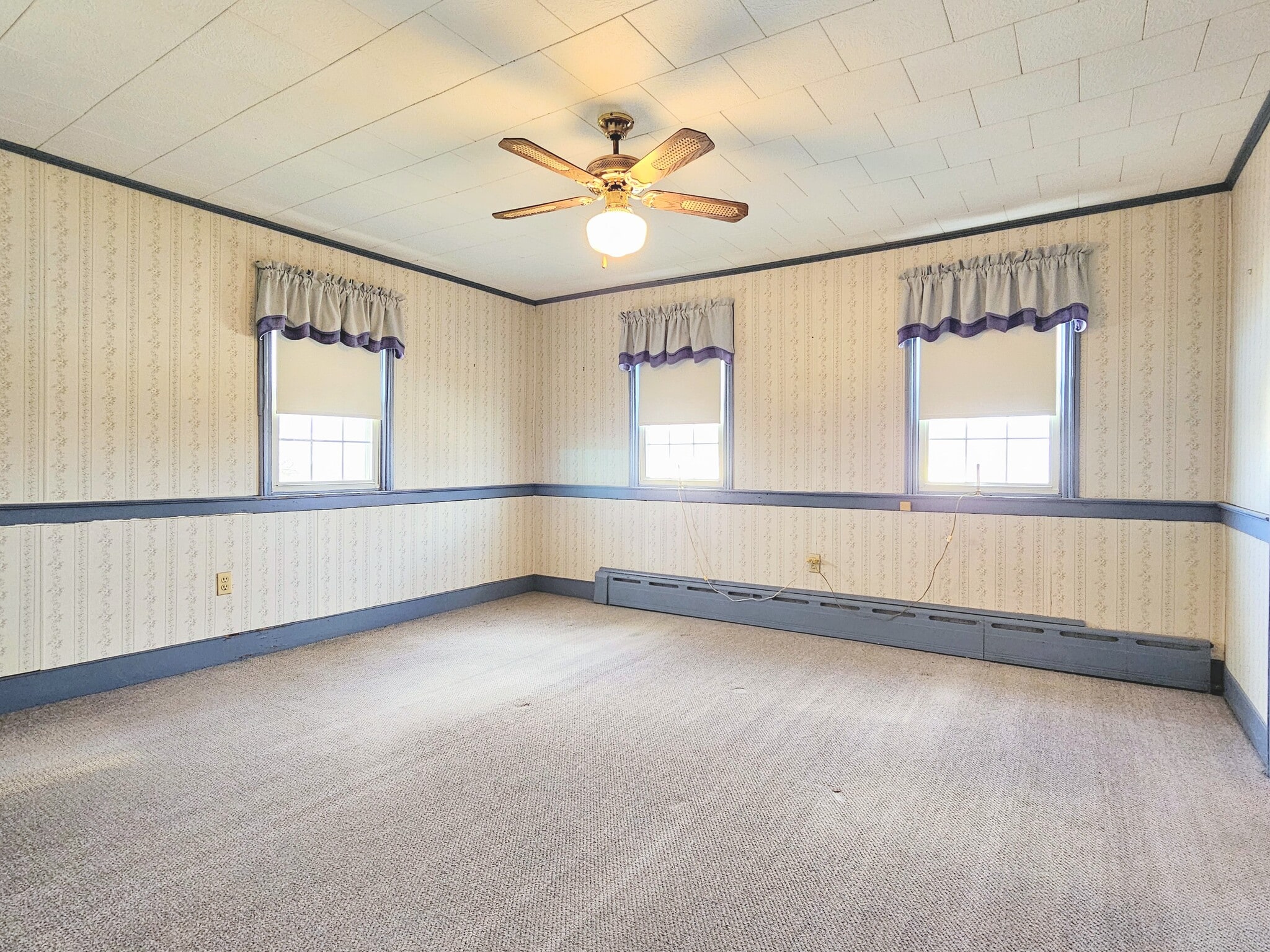 Building Photo - 453 Fruitville Pike