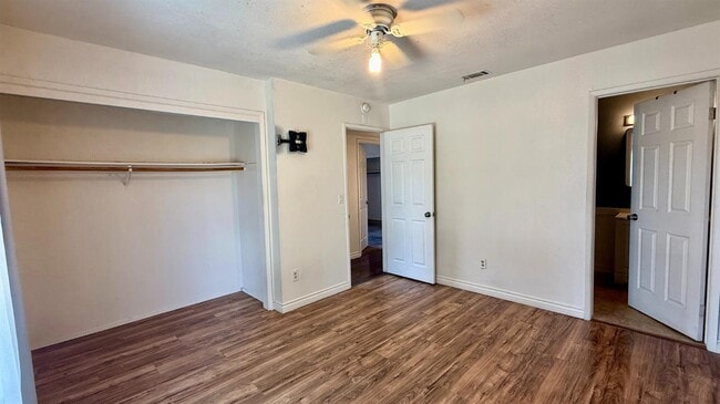 Building Photo - 1239 Chittenden Ave