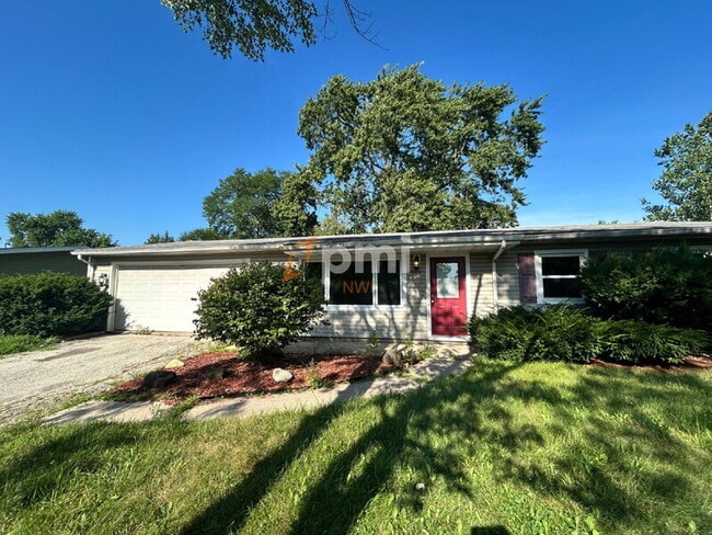 Primary Photo - 776-1 Governor Rd