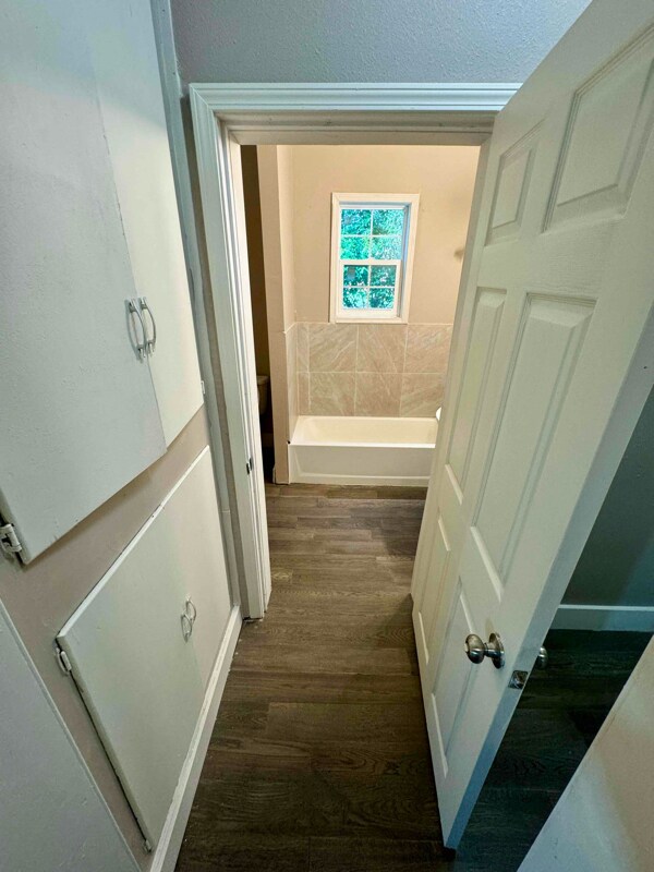 Building Photo - 120 W 18th St