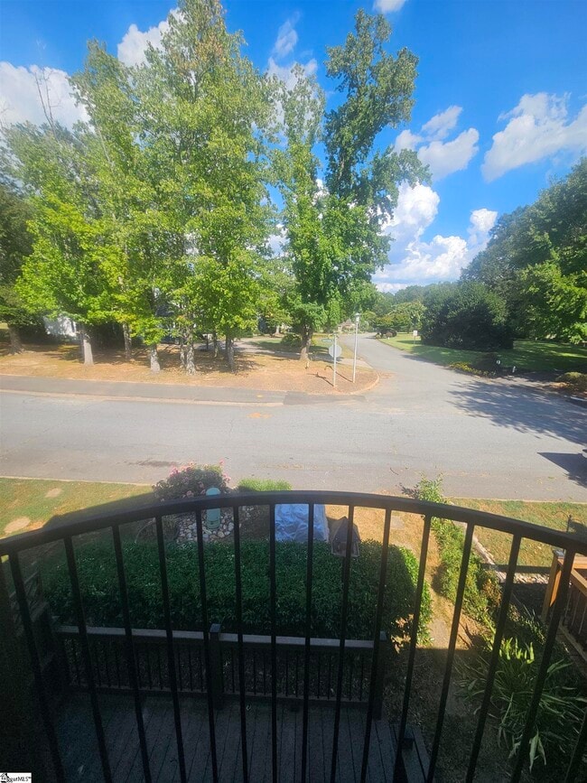 Building Photo - 103 Sunningdale Ct