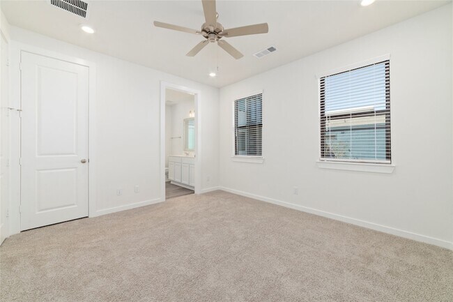 Building Photo - 3265 Loam Ln