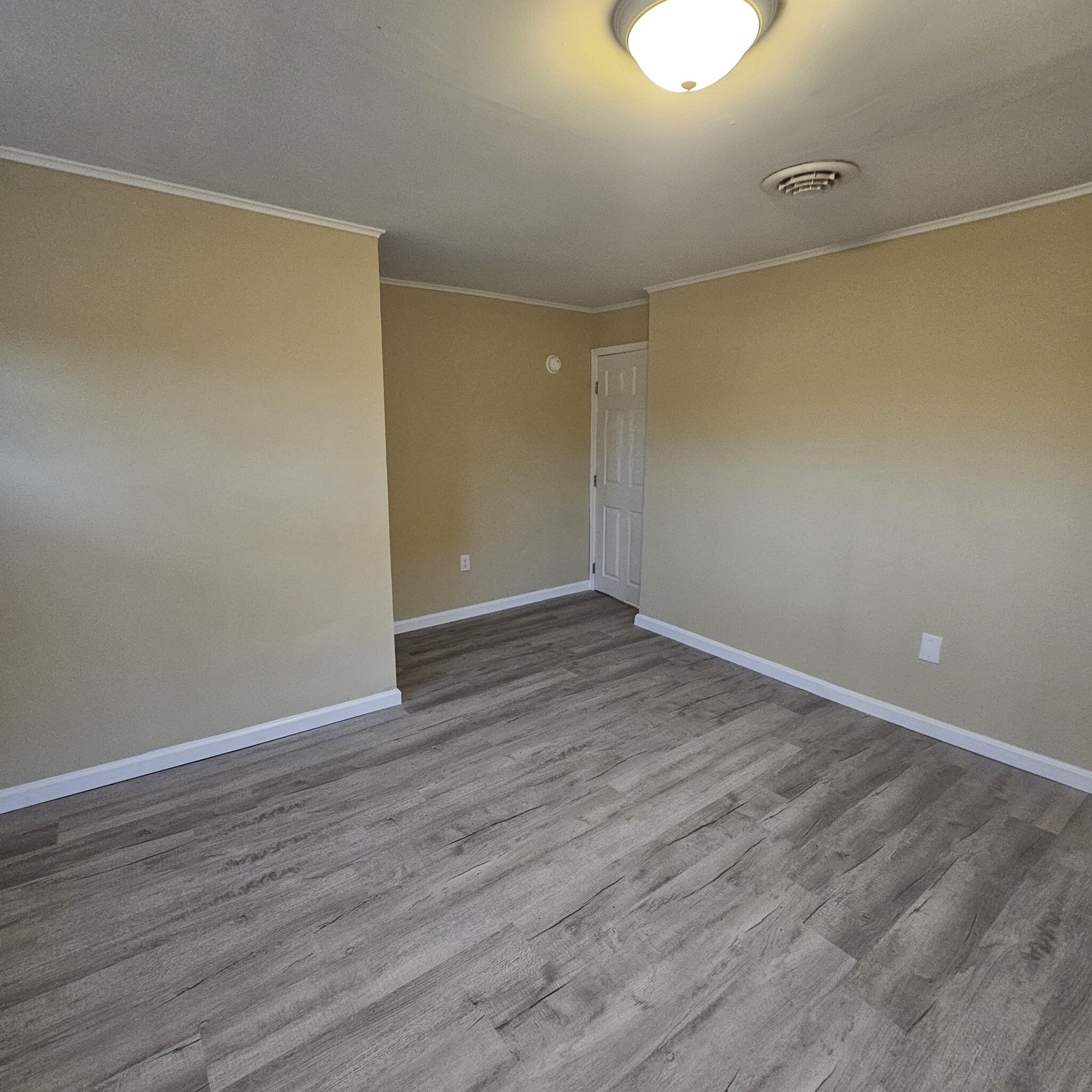 Building Photo - 94 7th Ave
