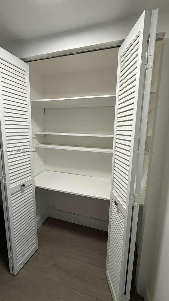 Building Photo - 5161 Collins Ave