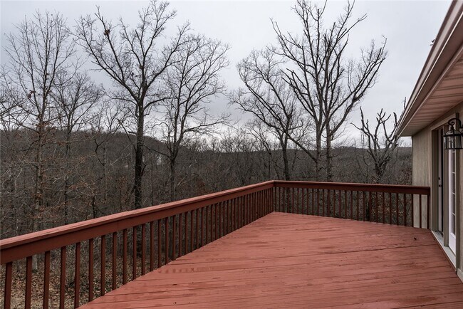 Building Photo - 5 Wreston Ln